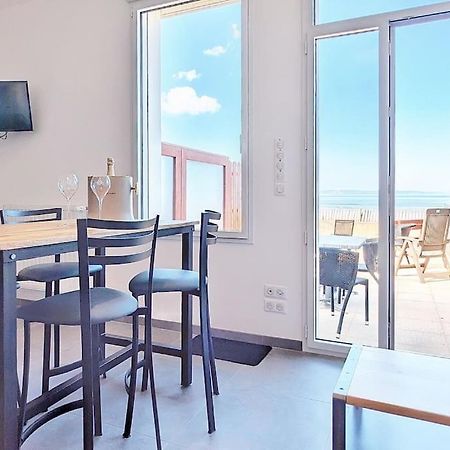 Appartement Pour 3 Personnes Sur La Plage Les Pieds Dans Leau Plonévez-Porzay Exterior photo